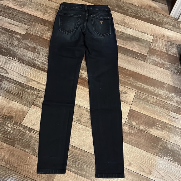 Guess Jeans - Picture 4 of 4